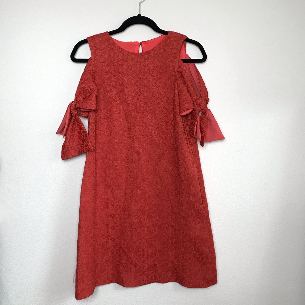 LILY BROWN || BURNT ORANGE COLD SHOULDER DRESS✨